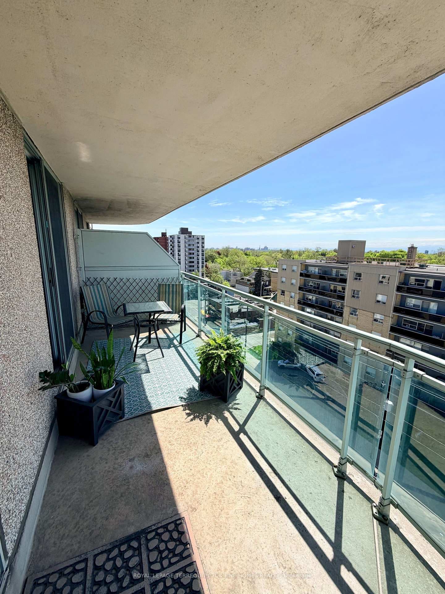 398 Eglinton Avenue Unit 1009 photo 24