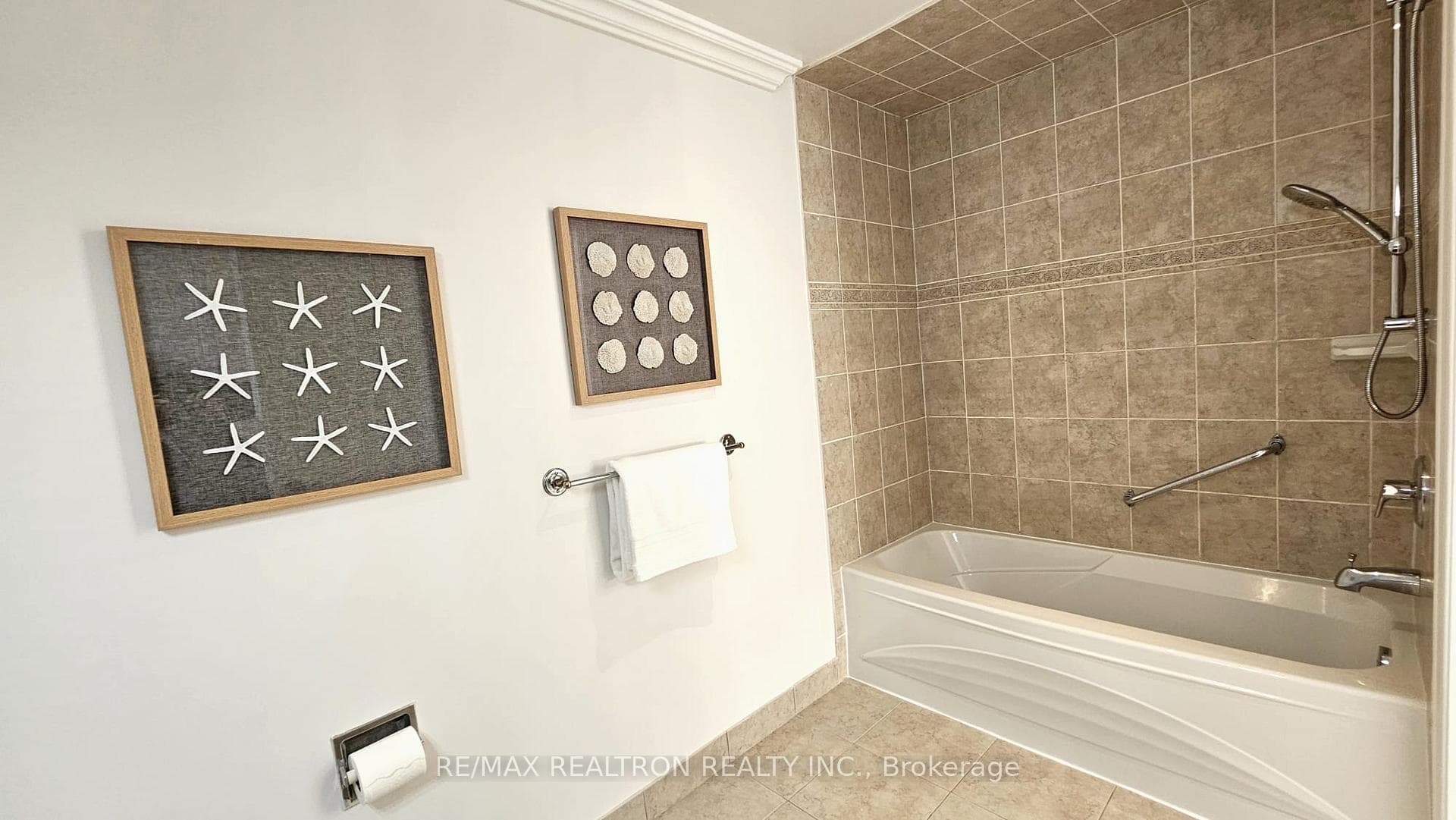 19 Pondtail Drive photo 16