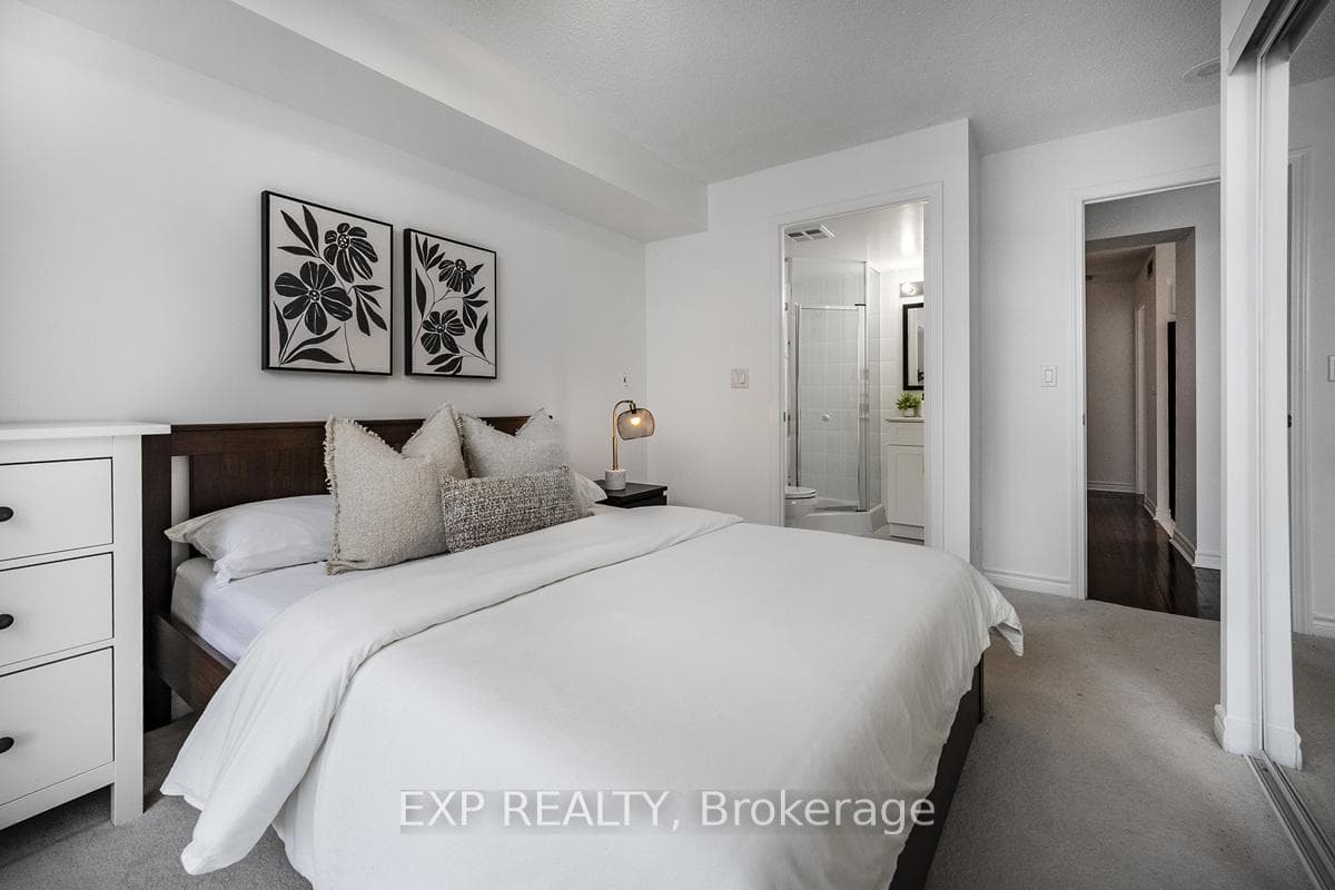 33 Elm Drive Unit 509 photo 18