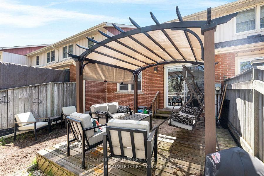 19 MacPherson Avenue Unit 28 photo 36