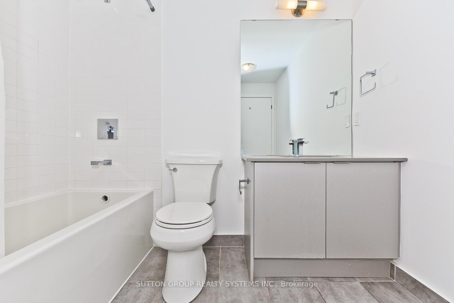 2481 Taunton Road Unit 1304 photo 16