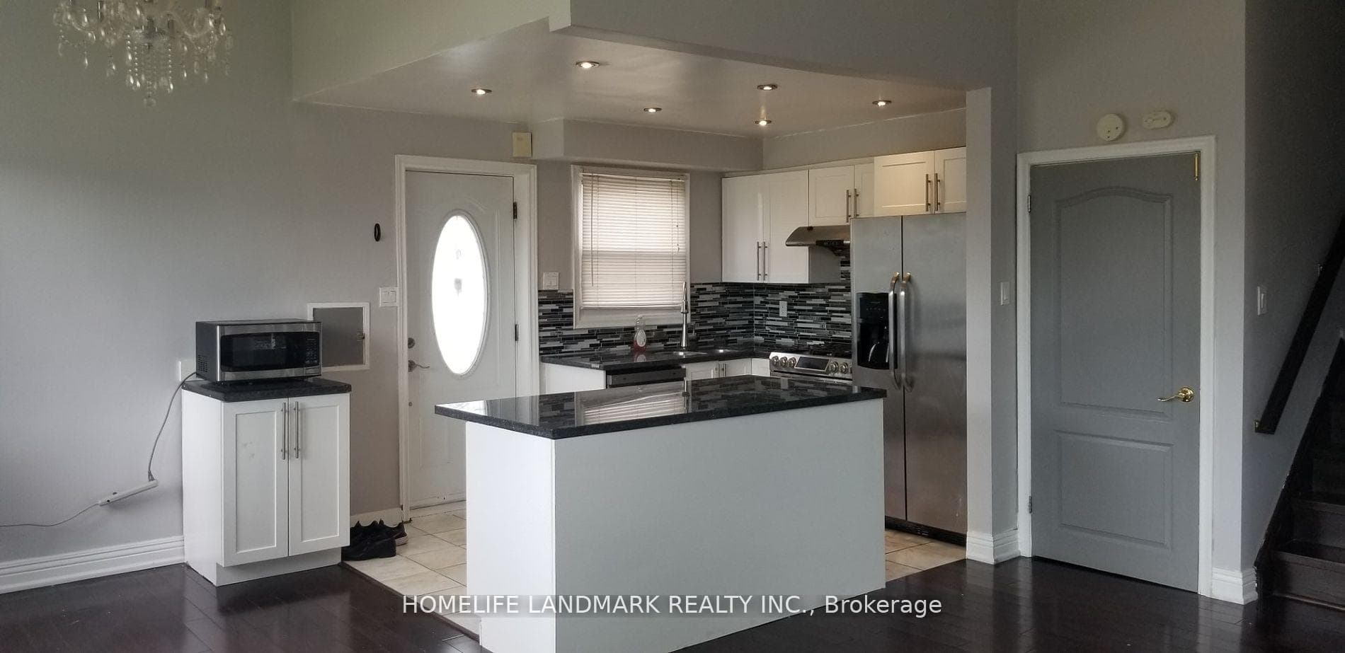 128 Lord Roberts Drive photo 6