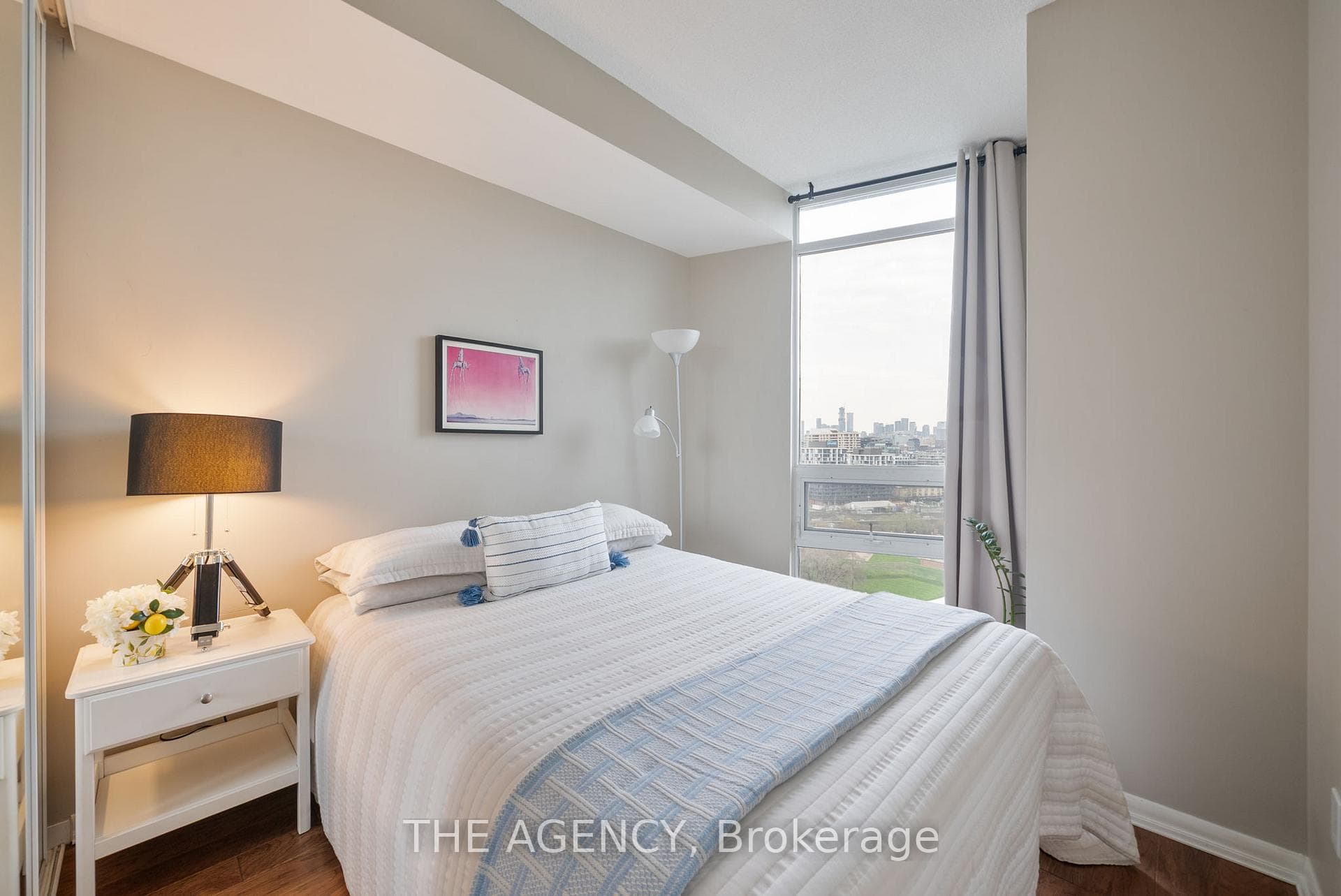 231 Fort York Boulevard Unit 2011 photo 26