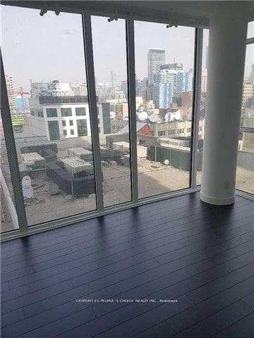 290 Adelaide Street Unit 1105 photo 3
