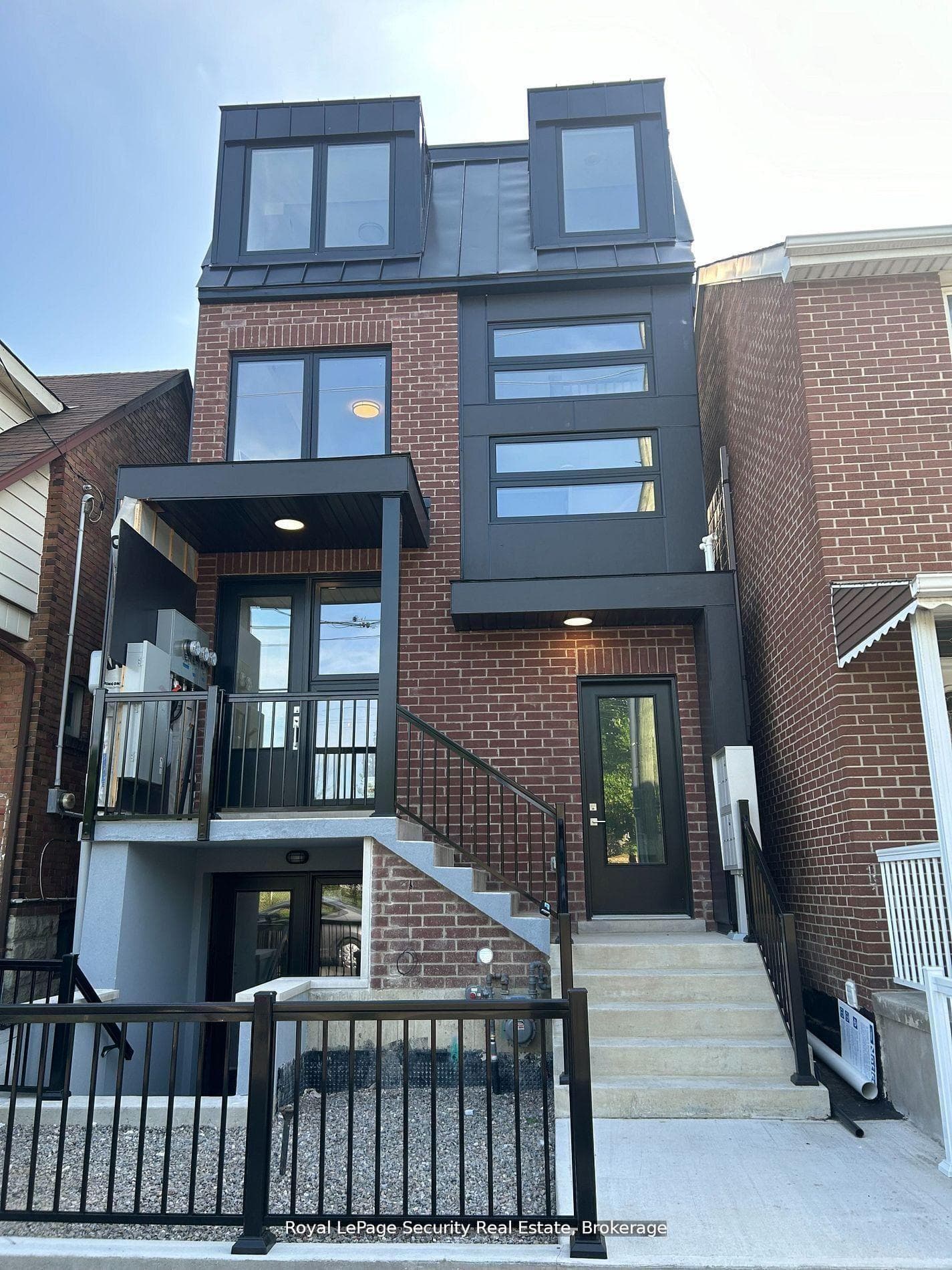 513 Ossington Street Unit Unit 2 photo 1