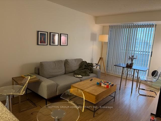 155 Beecroft Road Unit 1012 photo 10