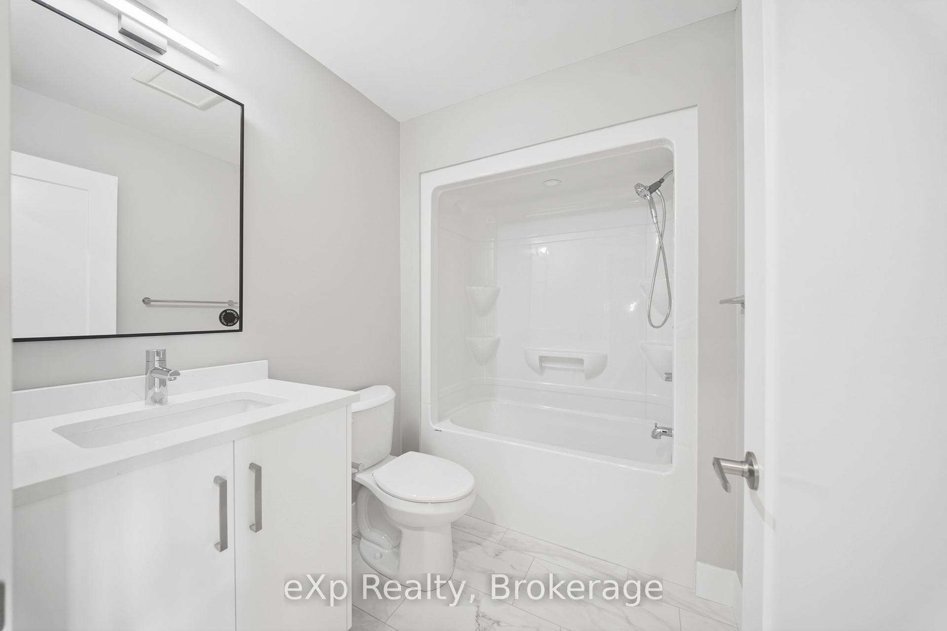79 Maclellan Avenue photo 21