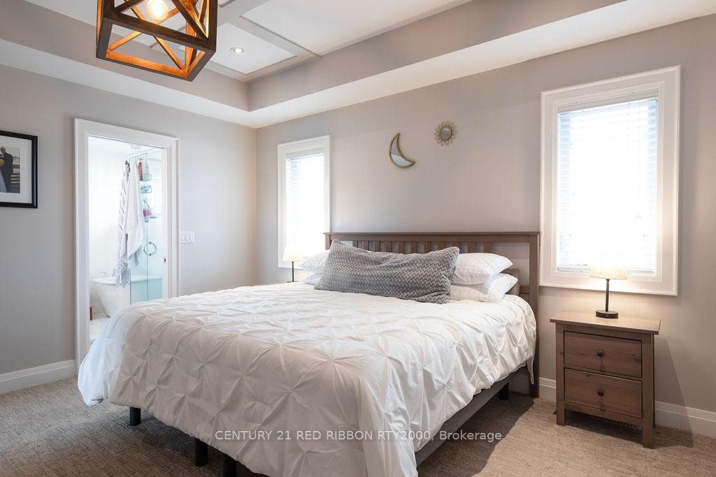 171 Acton Street photo 17