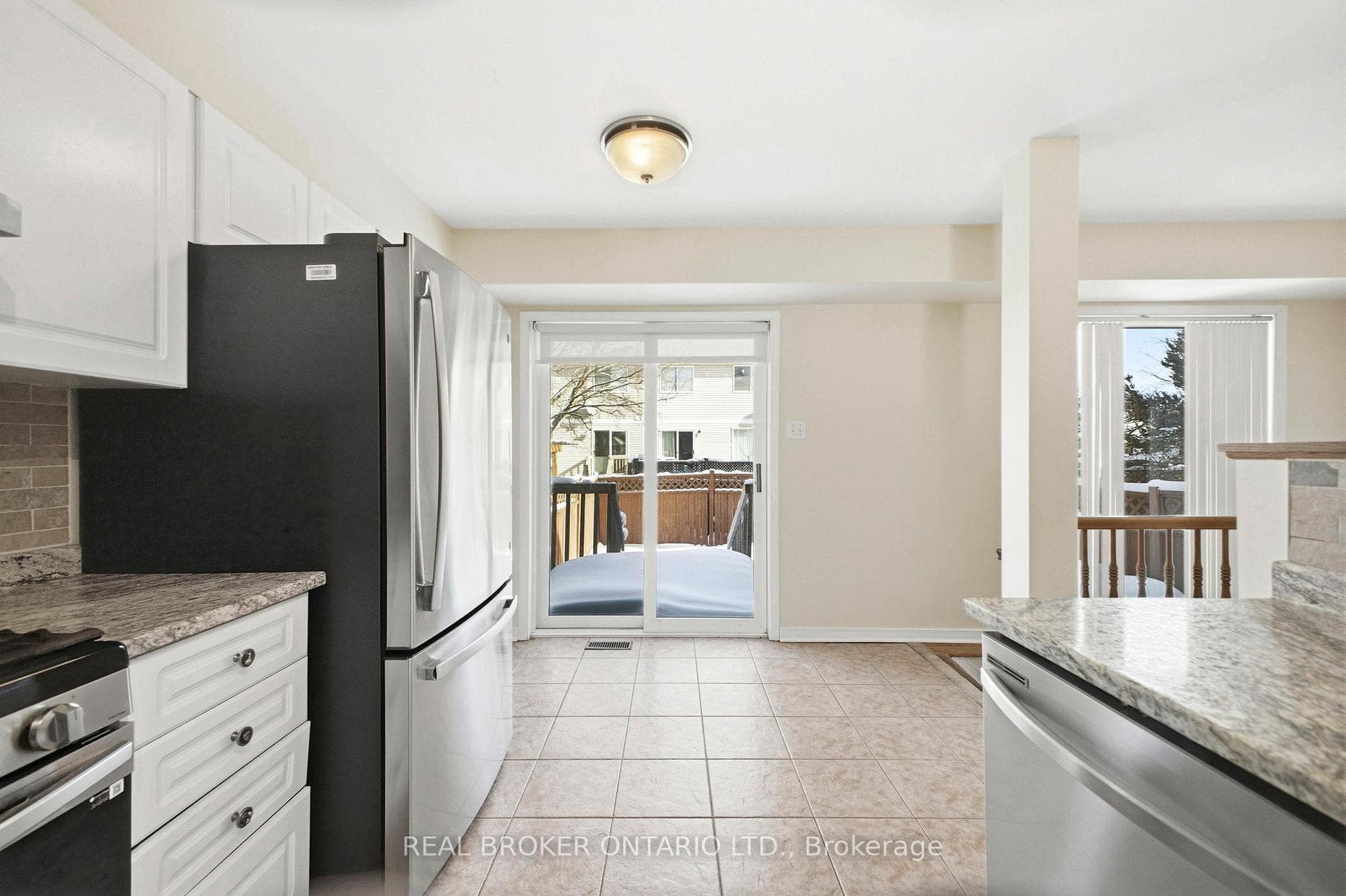 220 Woodpark Way photo 19