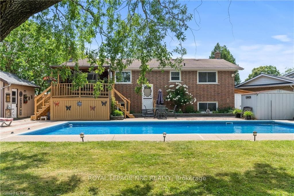 33 DRURY Crescent photo 37