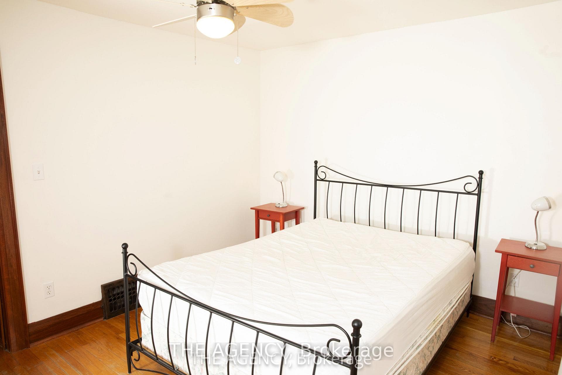30 Falwyn Avenue photo 25