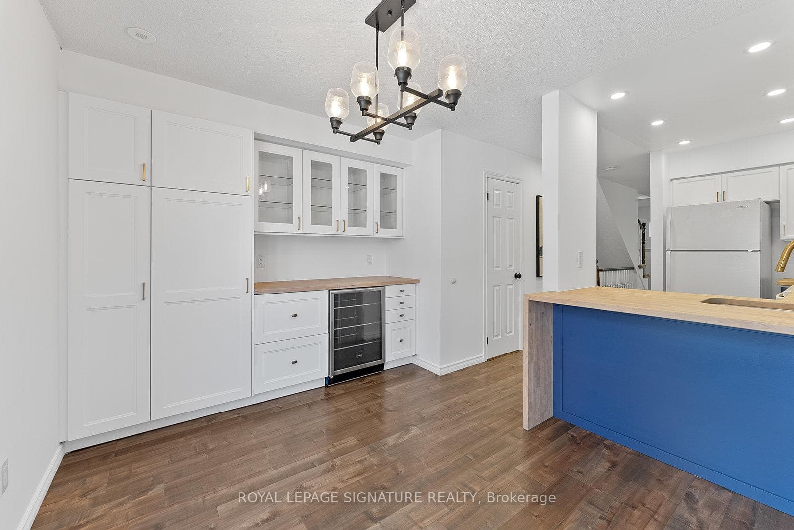 50 MERCHANT Lane Unit 201 photo 11