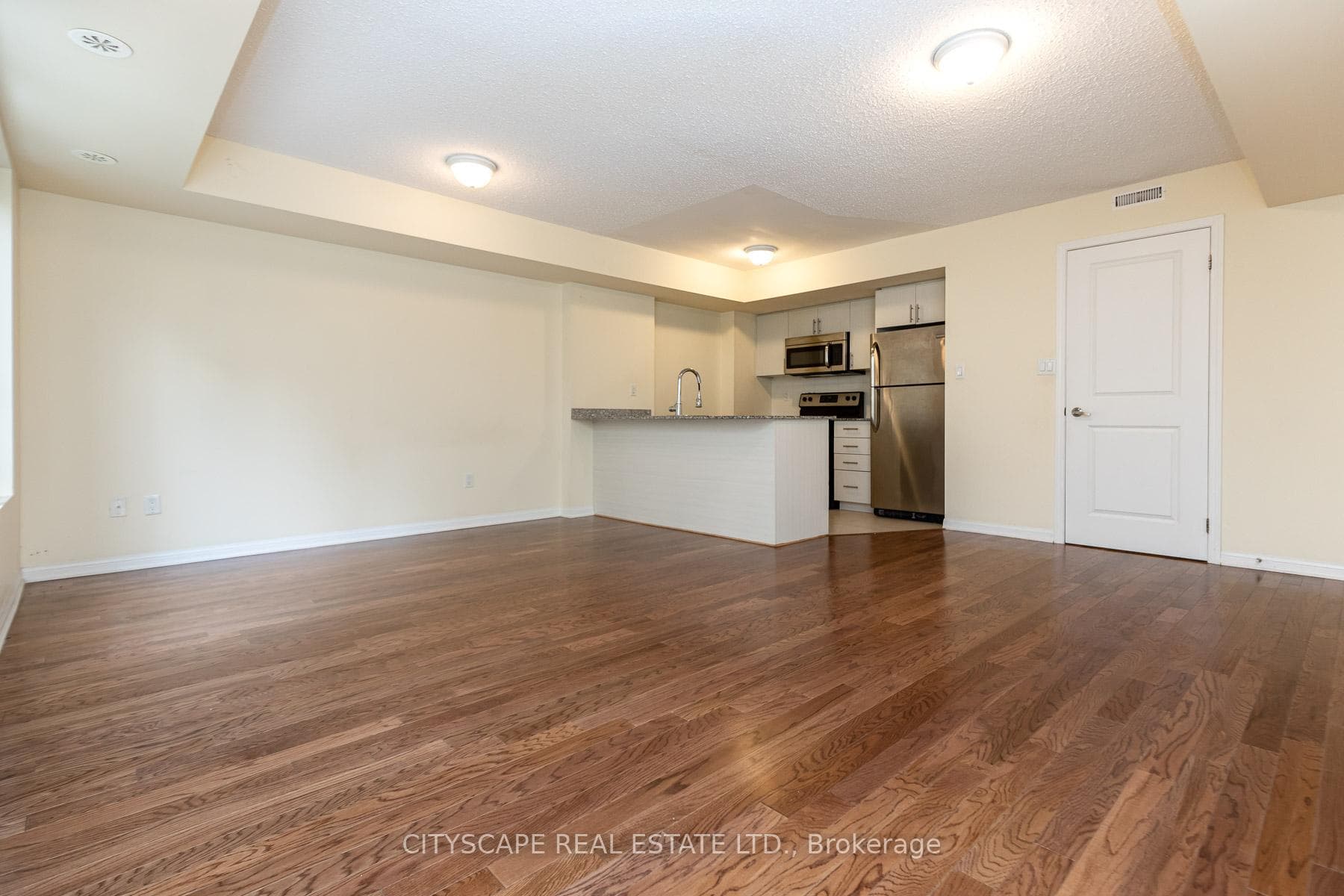 11 Foundry Avenue Unit 130 photo 3