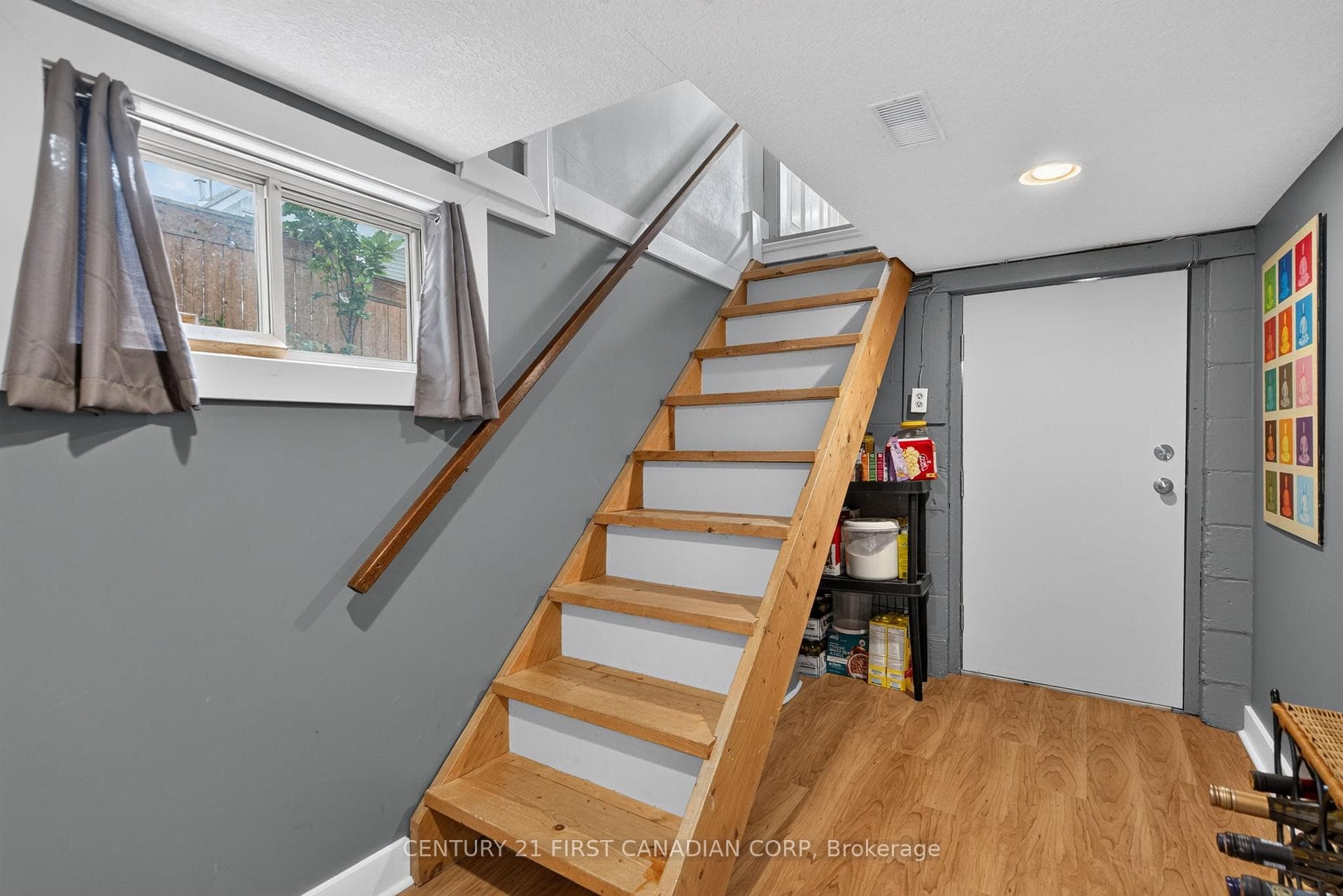 754 LORNE Avenue photo 24