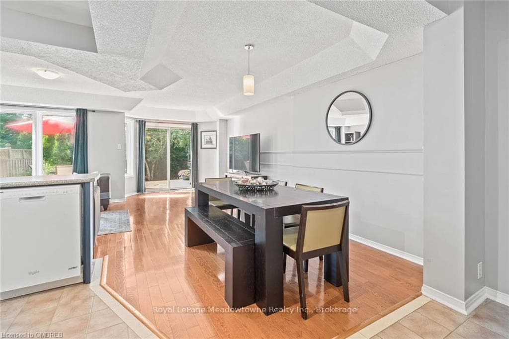 76 JAMES YOUNG Drive photo 10