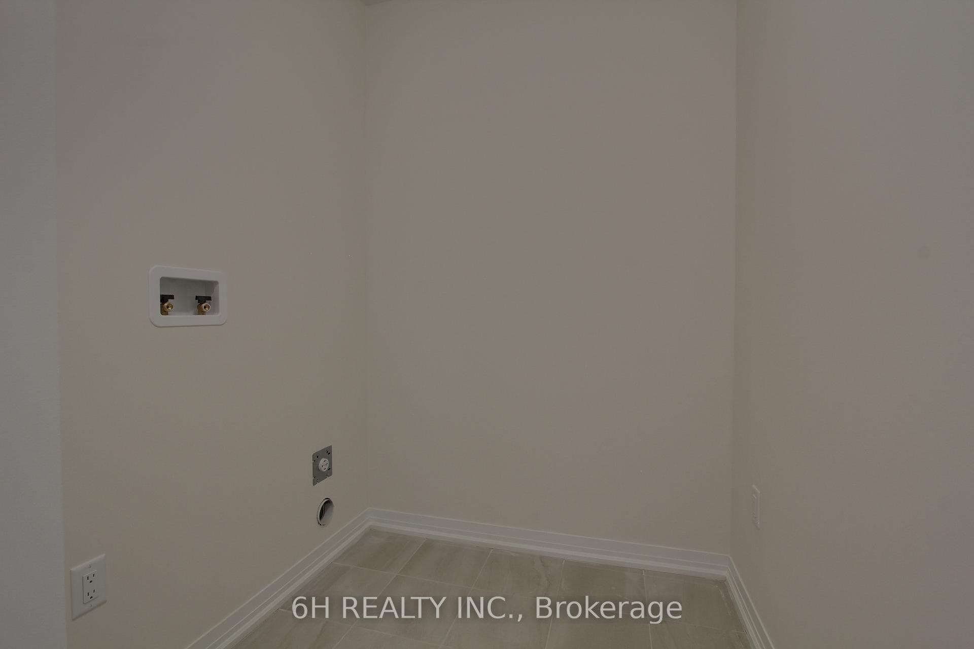 2614 Hibiscus Drive photo 22