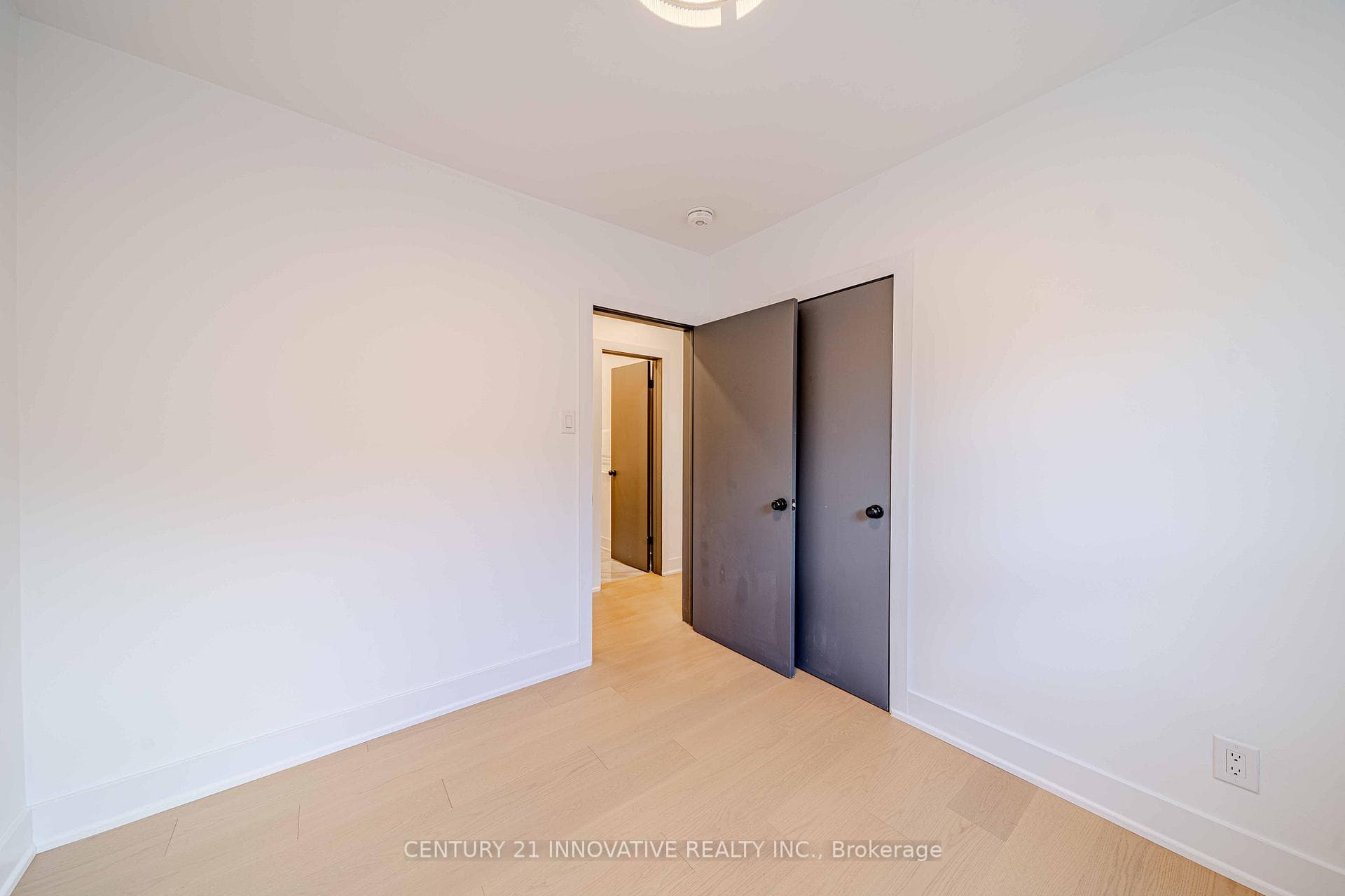 57 Leahann Drive Unit Main Floor photo 19