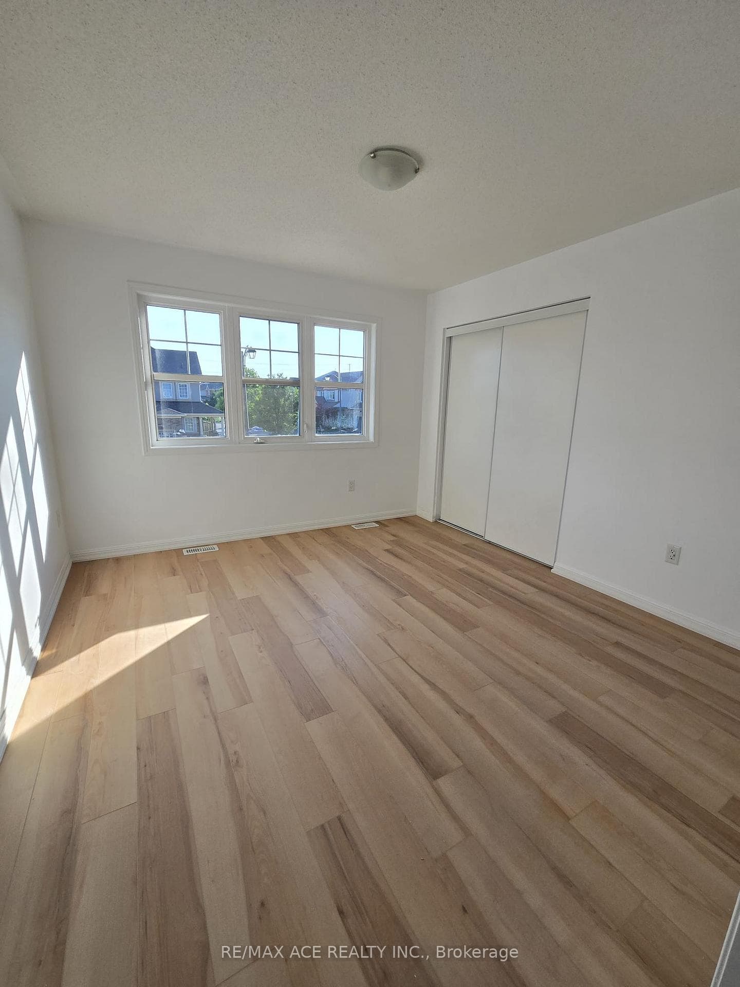 901 Rigo Crossing Crescent photo 13