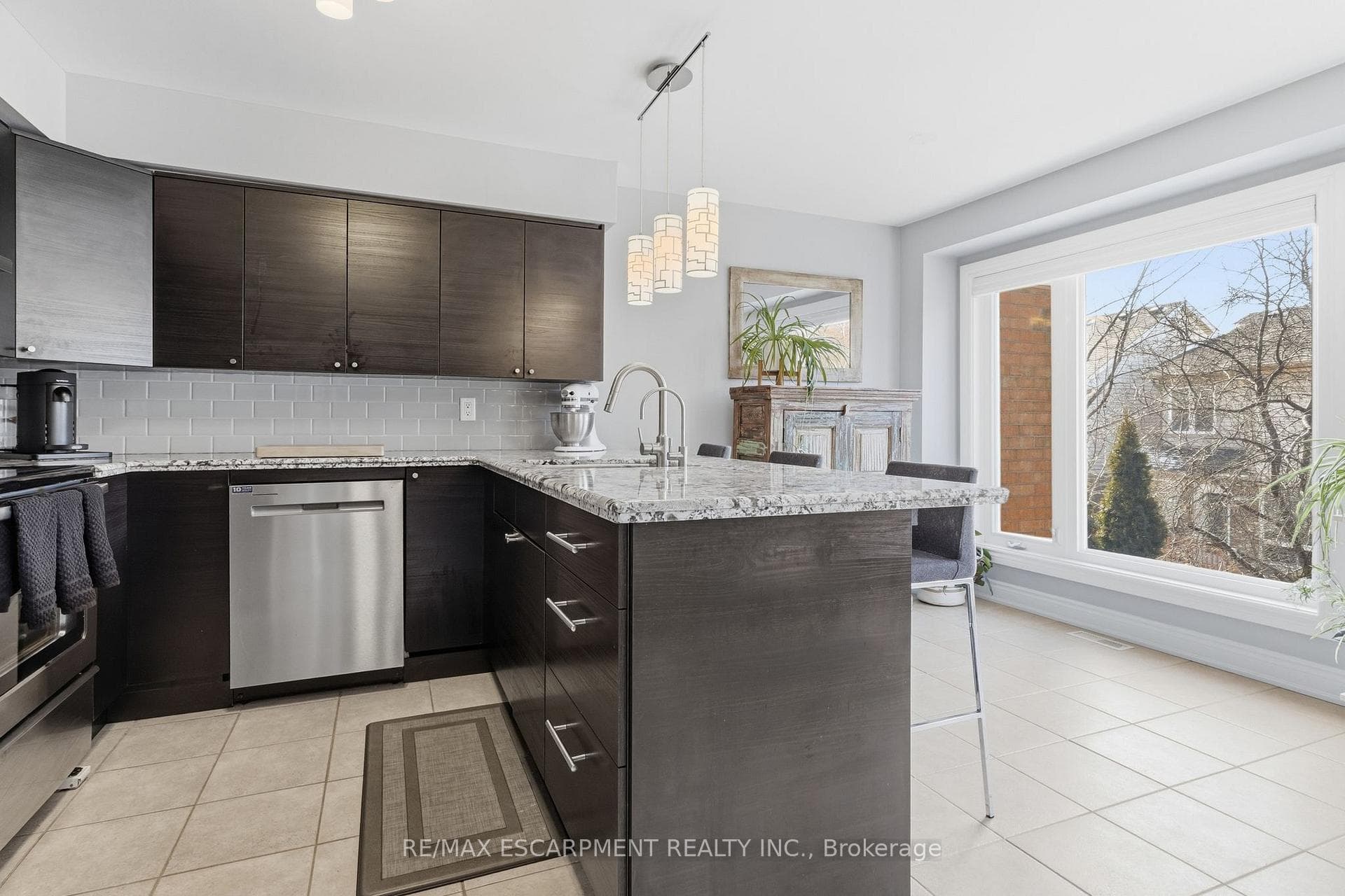 5123 DRYDEN Avenue photo 12