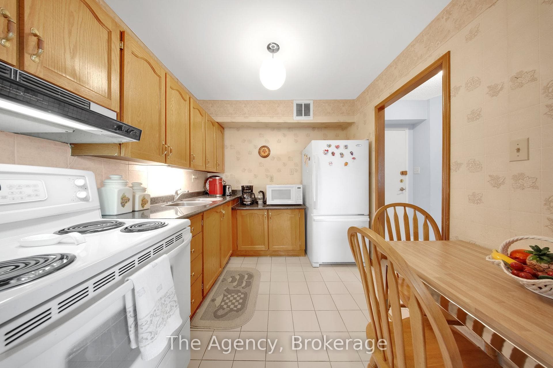 330 Dixon Road Unit 905 photo 12