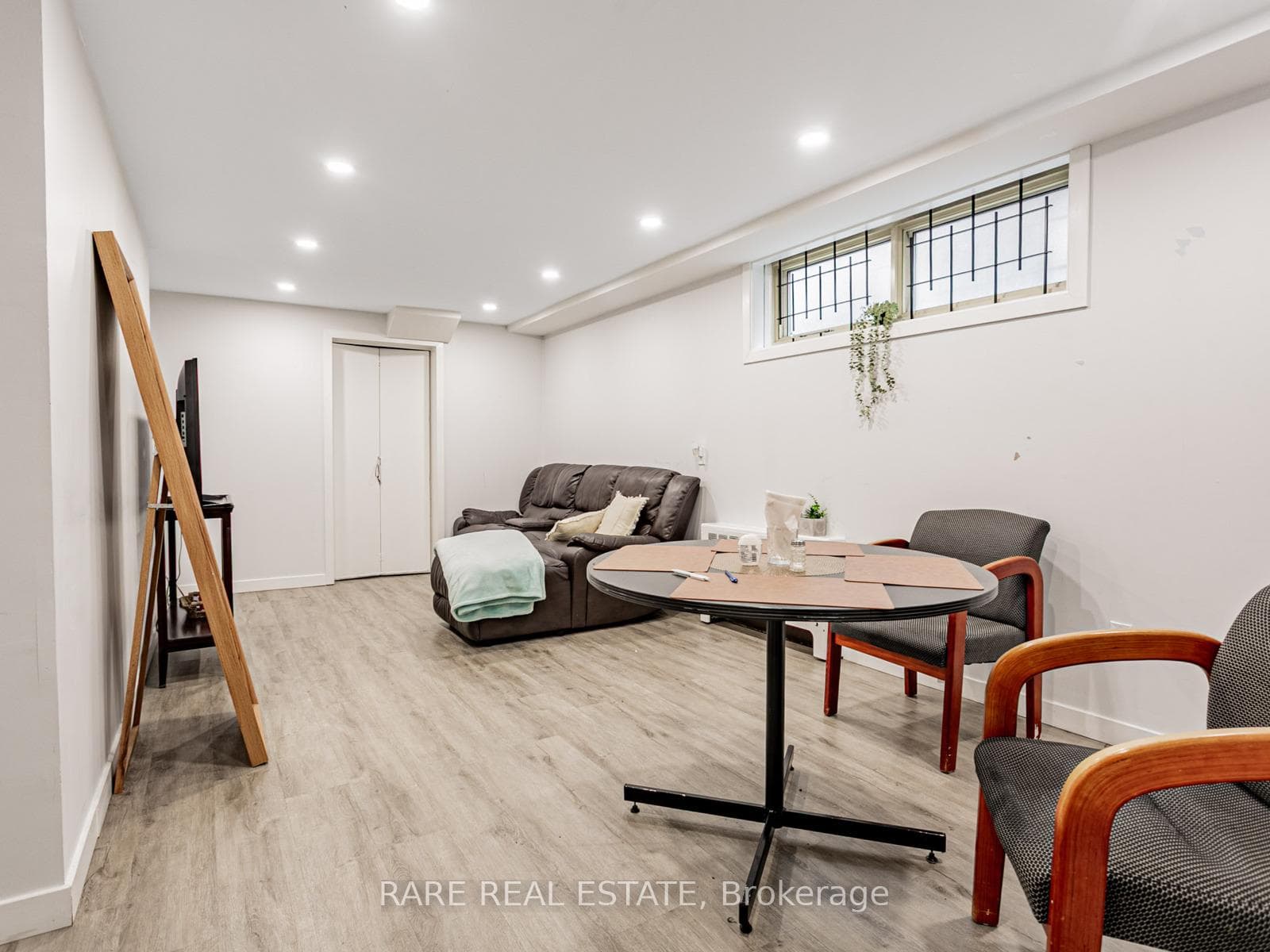 262 Haddington Avenue photo 28