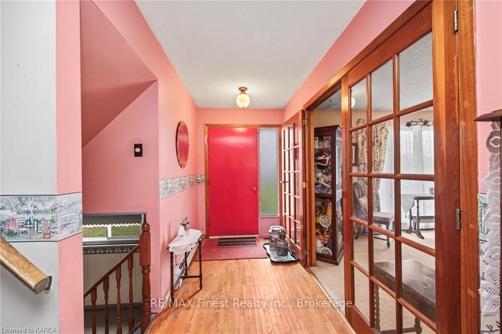 532 PETWORTH Road photo 6