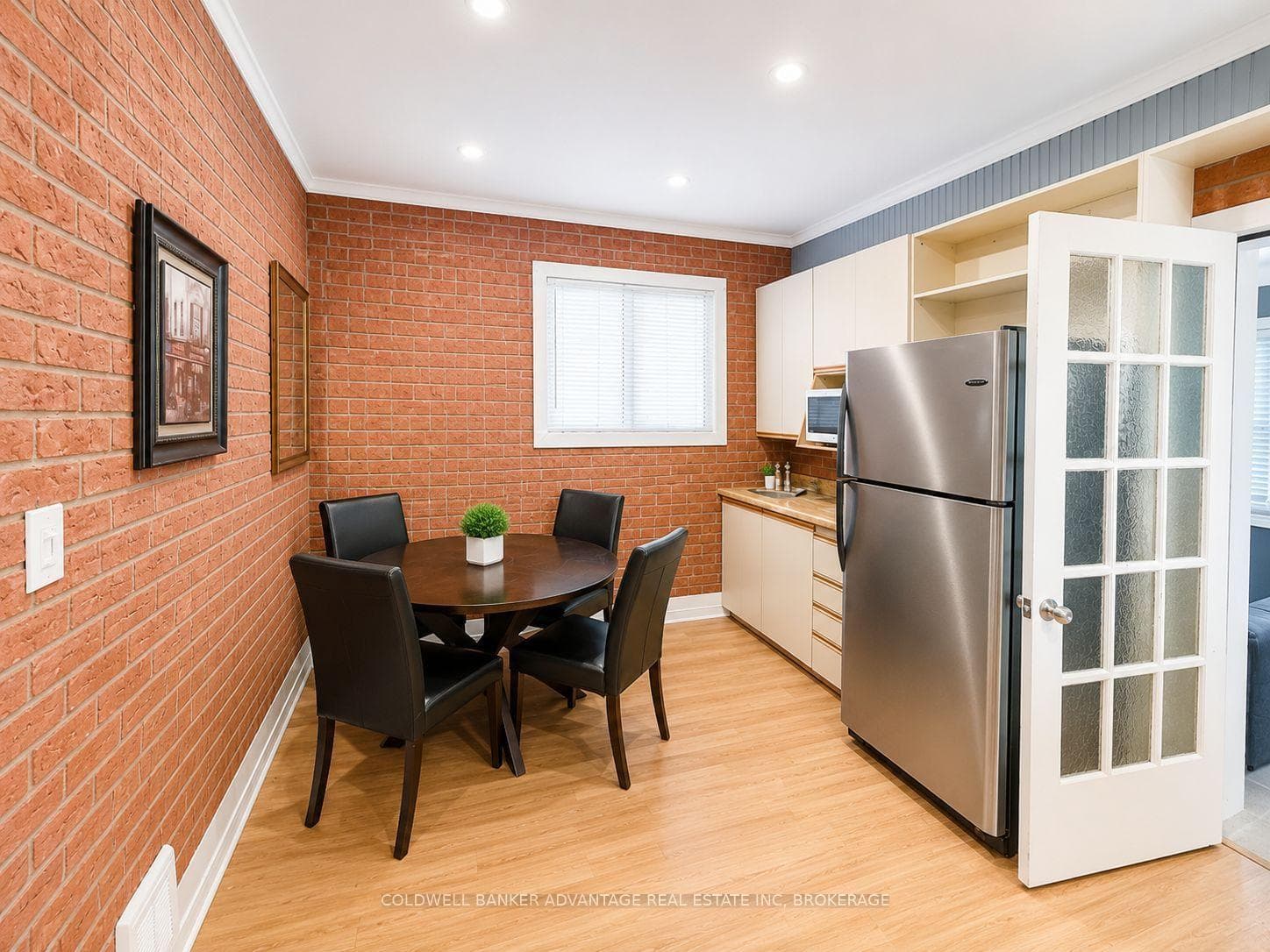 64 Pine Street photo 10