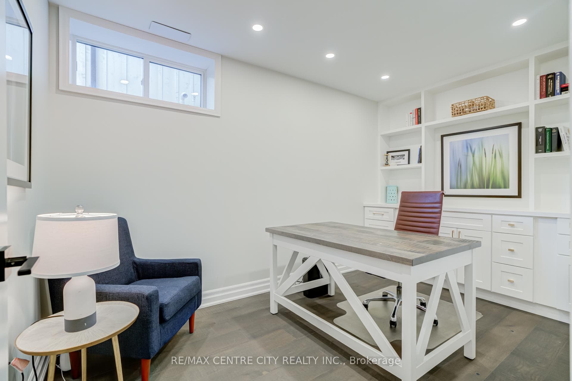 301 Martin Street photo 39