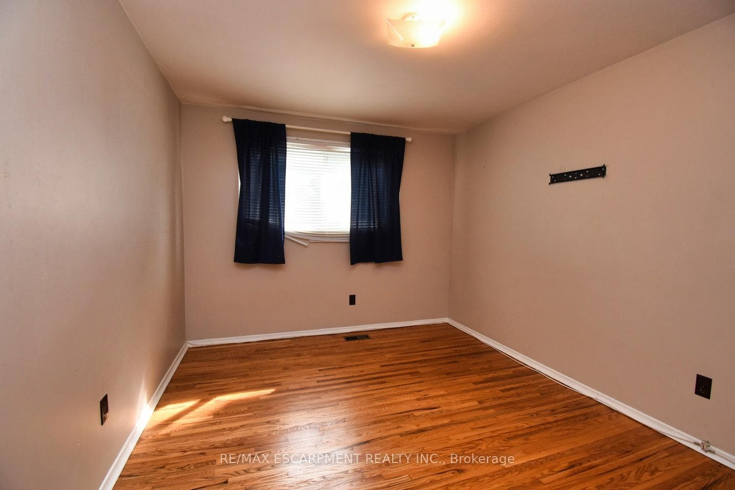 41 Sarasota Avenue photo 24
