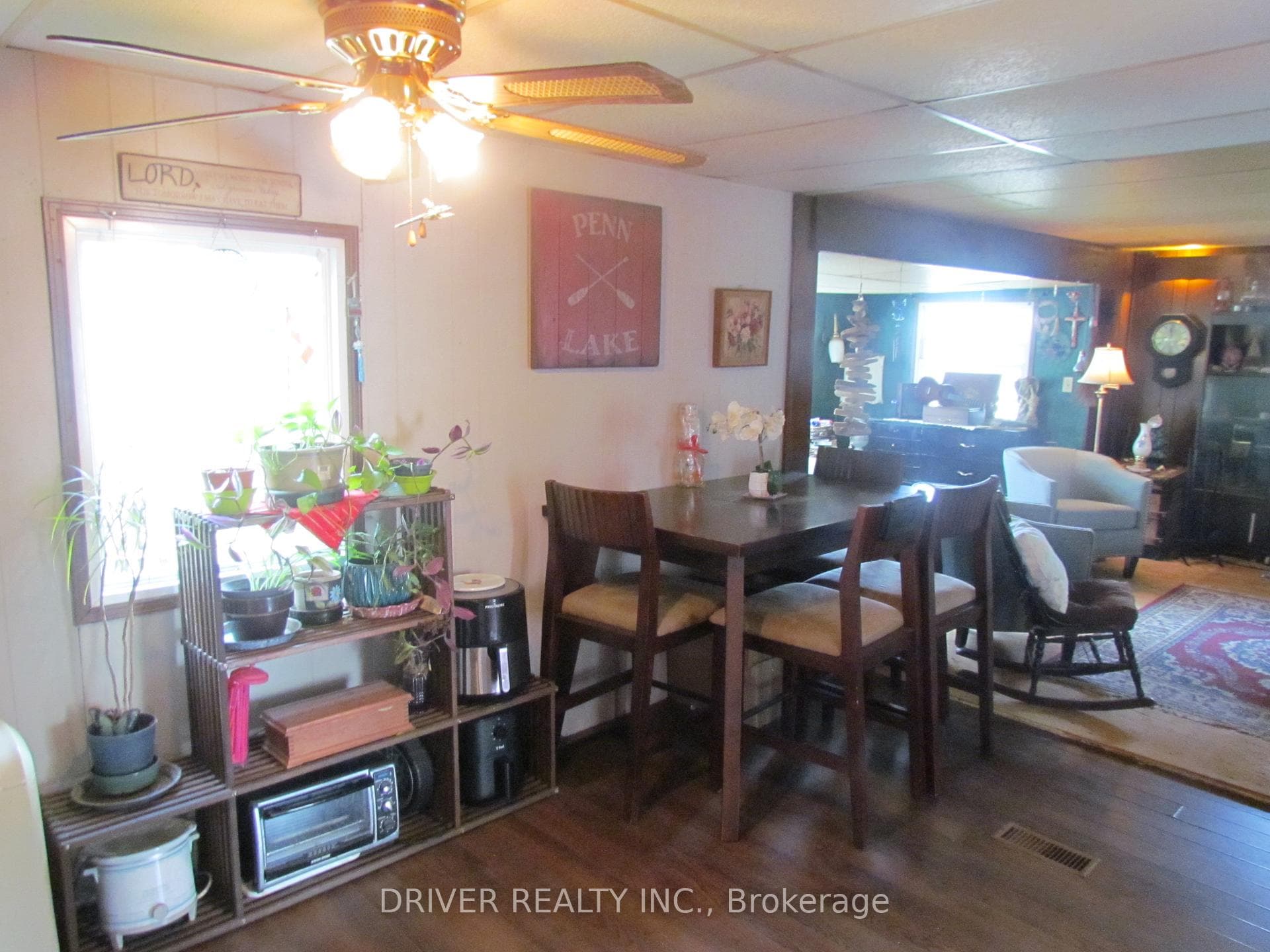 20 Pineview Avenue photo 13