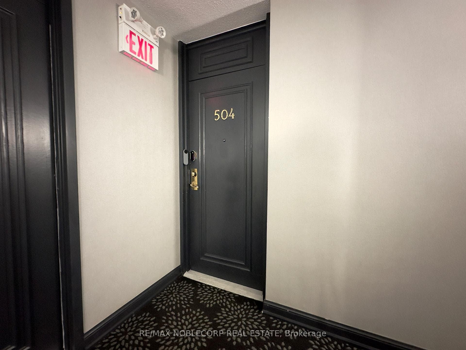 135 Antibes Drive Unit 504 photo 9