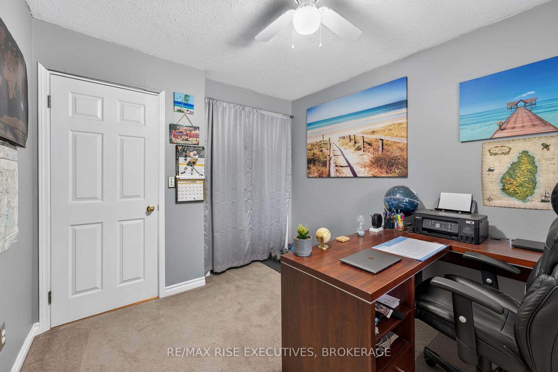 1560 Victoria Street photo 25