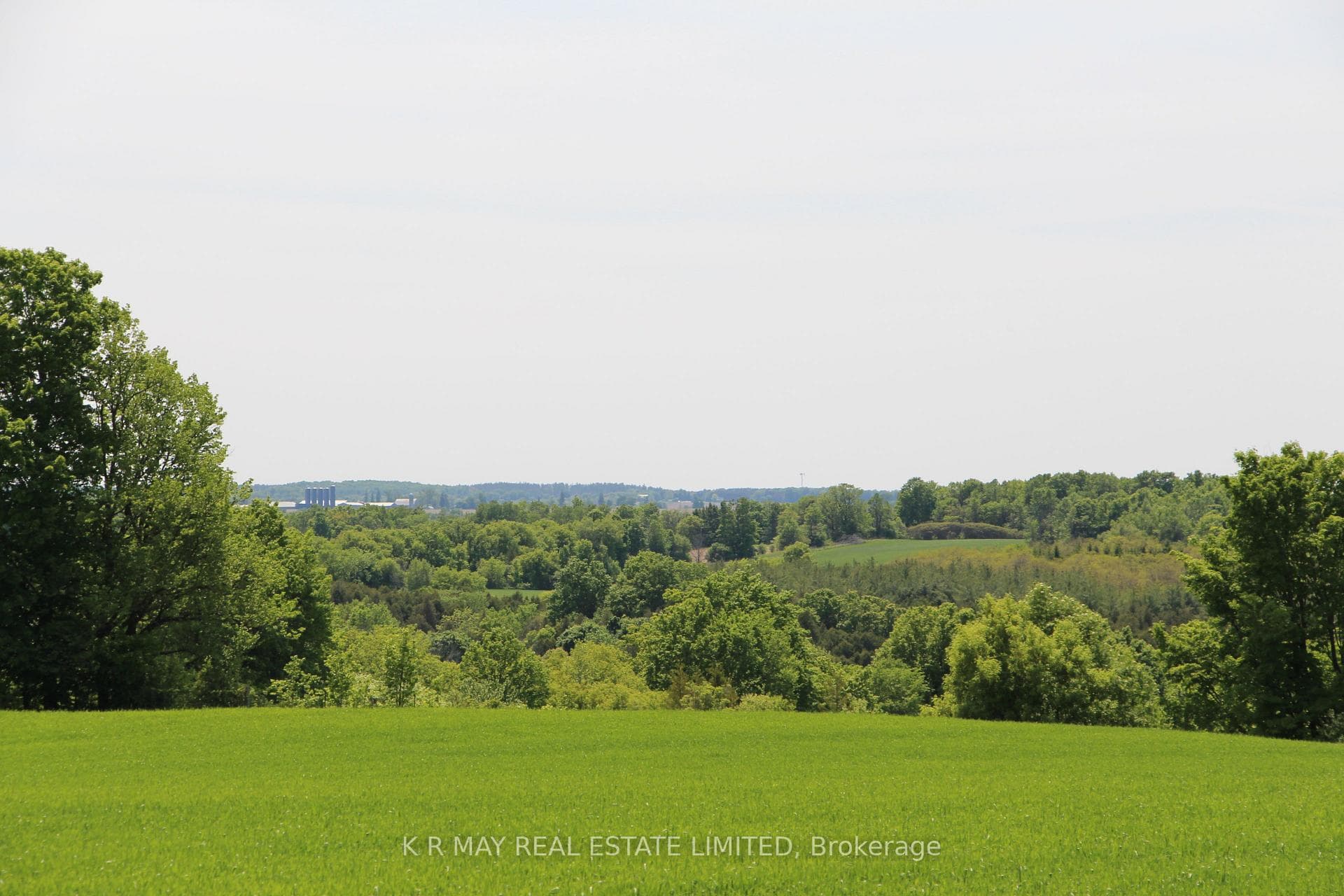 Breathtaking westerly views and sunsets