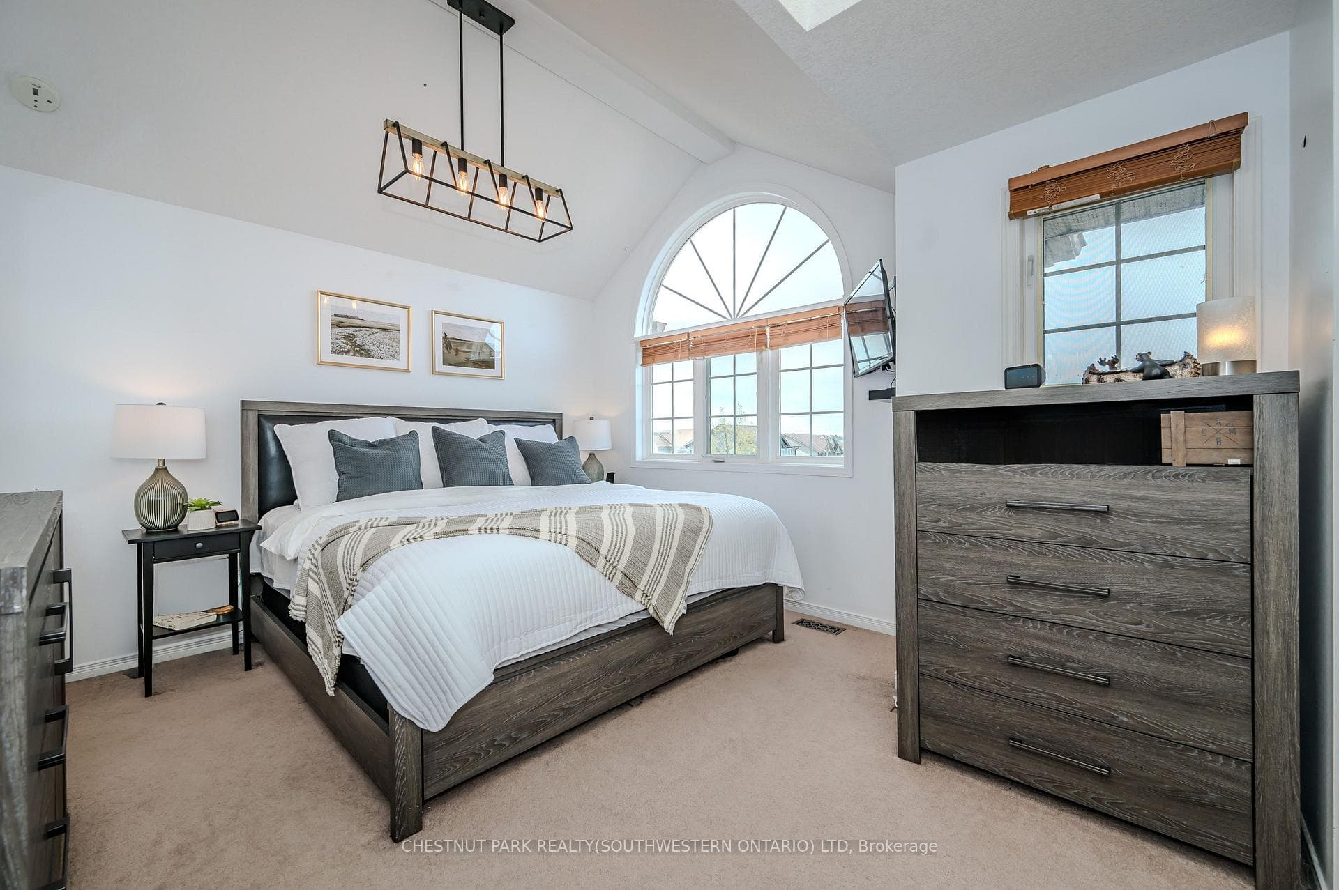 21 Henry Court photo 18