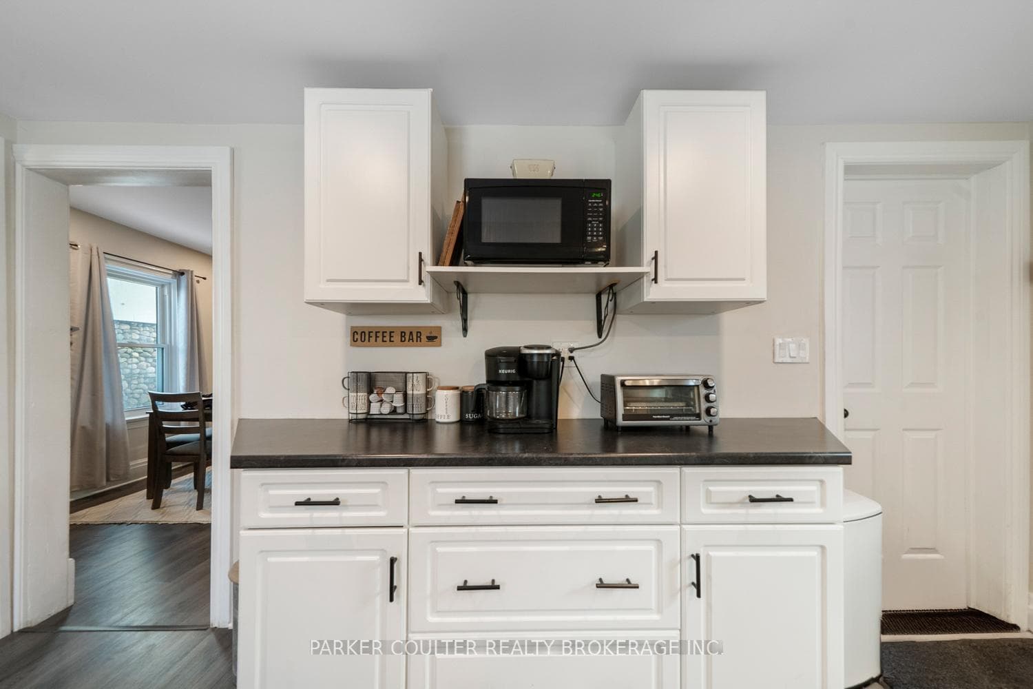 262 Nottawasaga Street photo 8