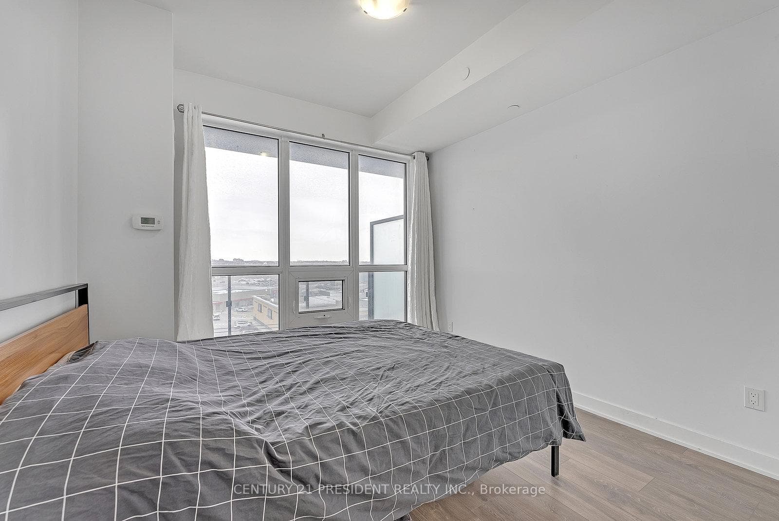 4655 Glen Erin Drive Unit 710 photo 20