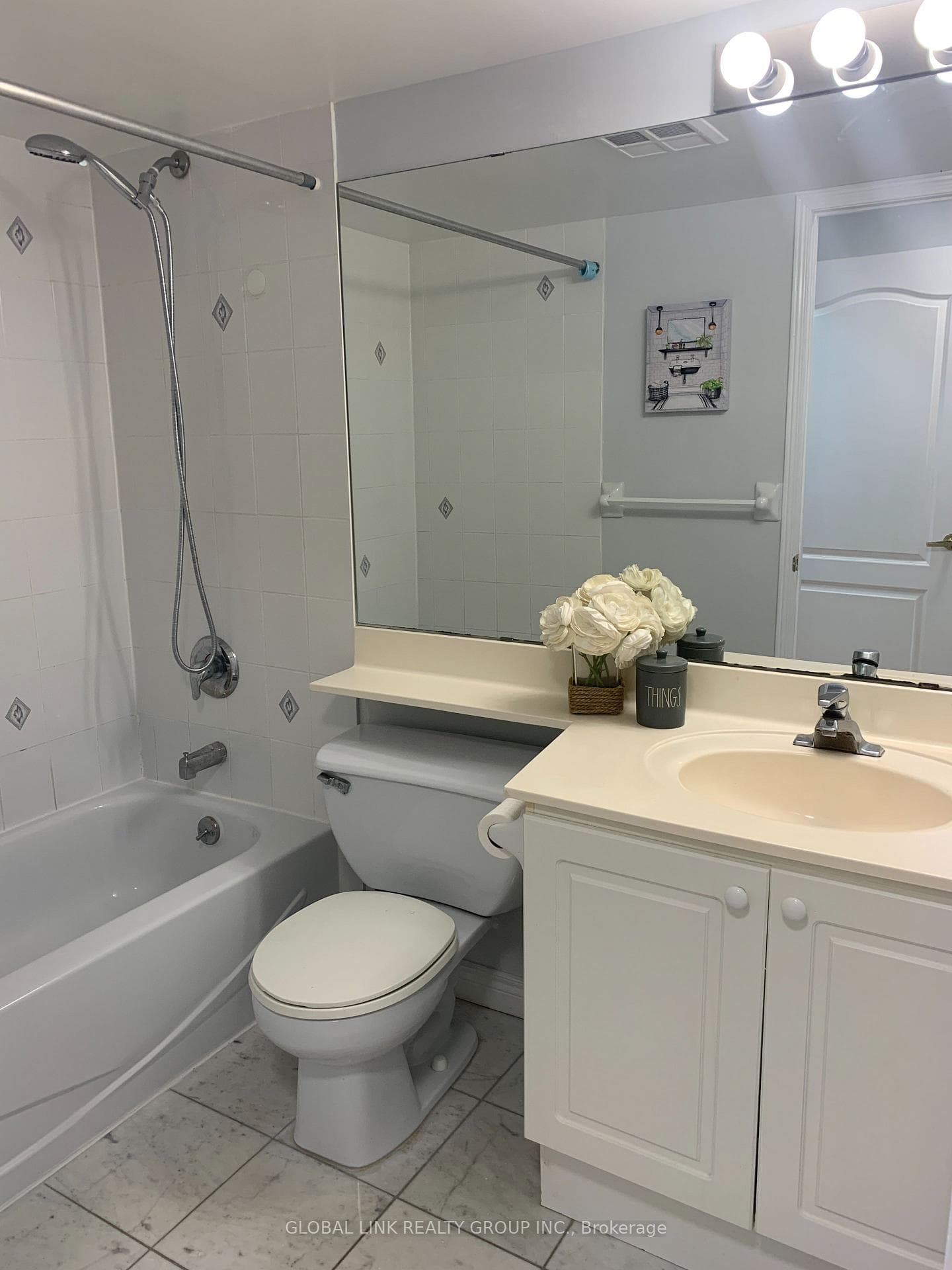 399 South Park Road Unit 508 photo 6
