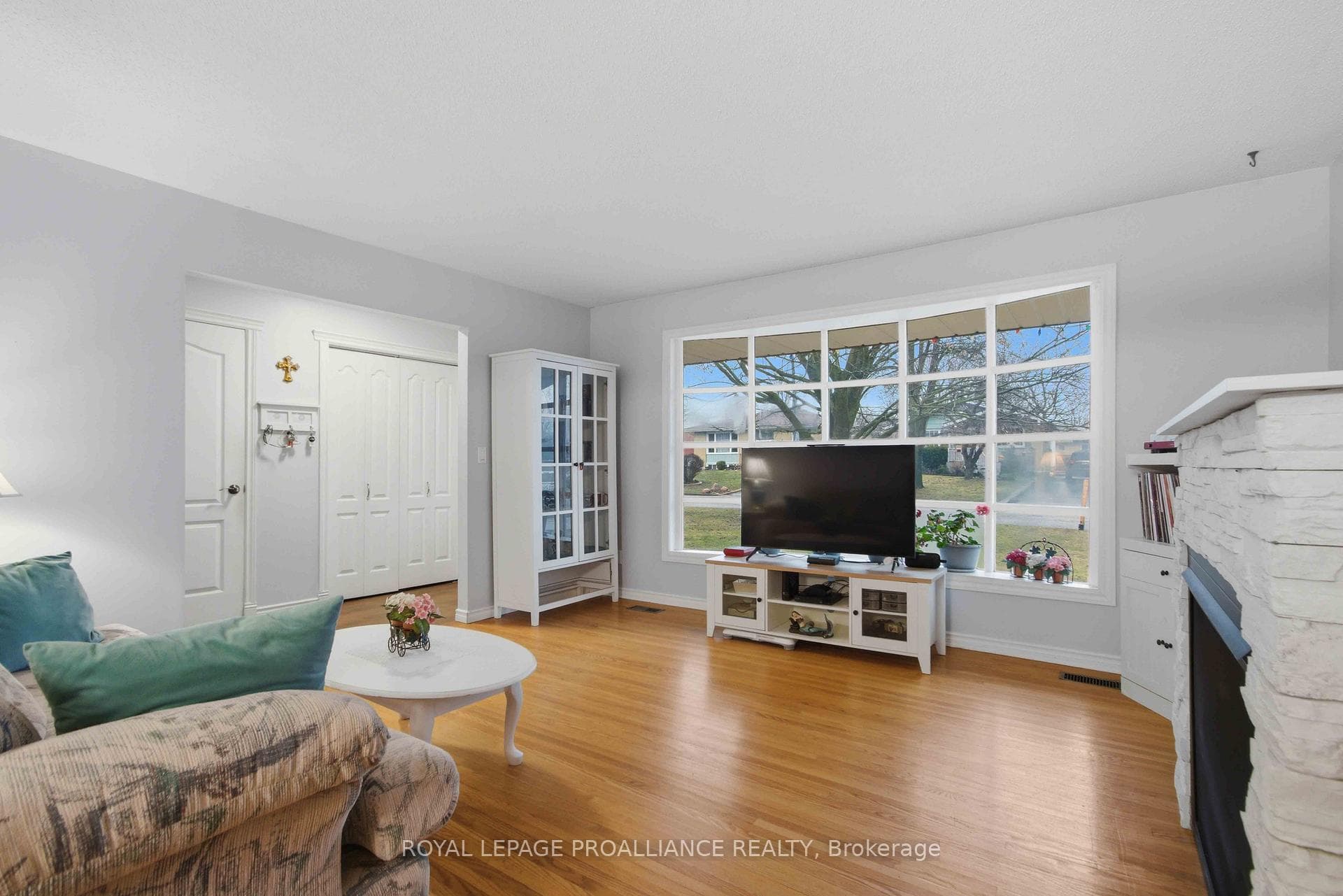36 Shoniker Avenue photo 7