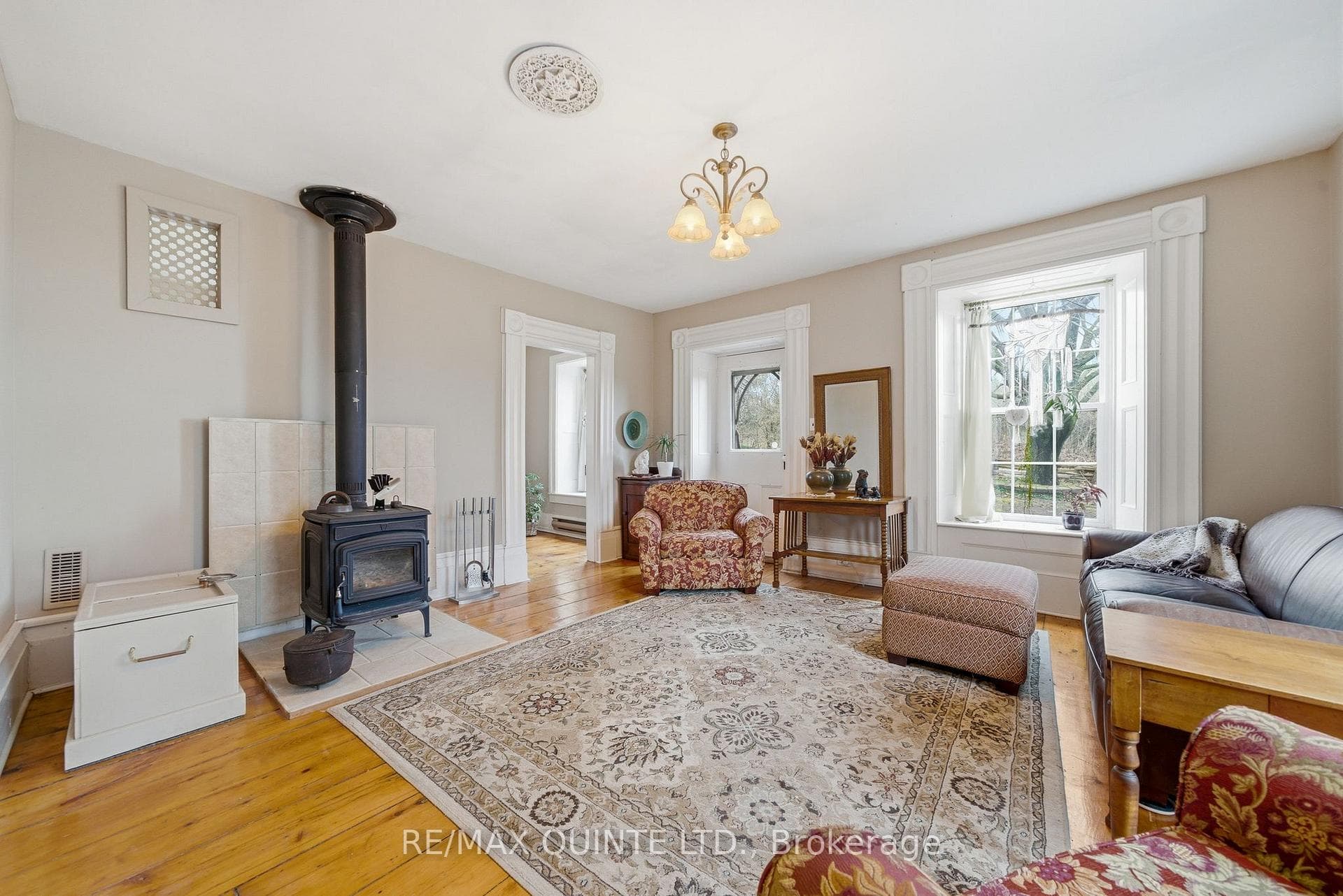 1405 Clearview Road photo 14