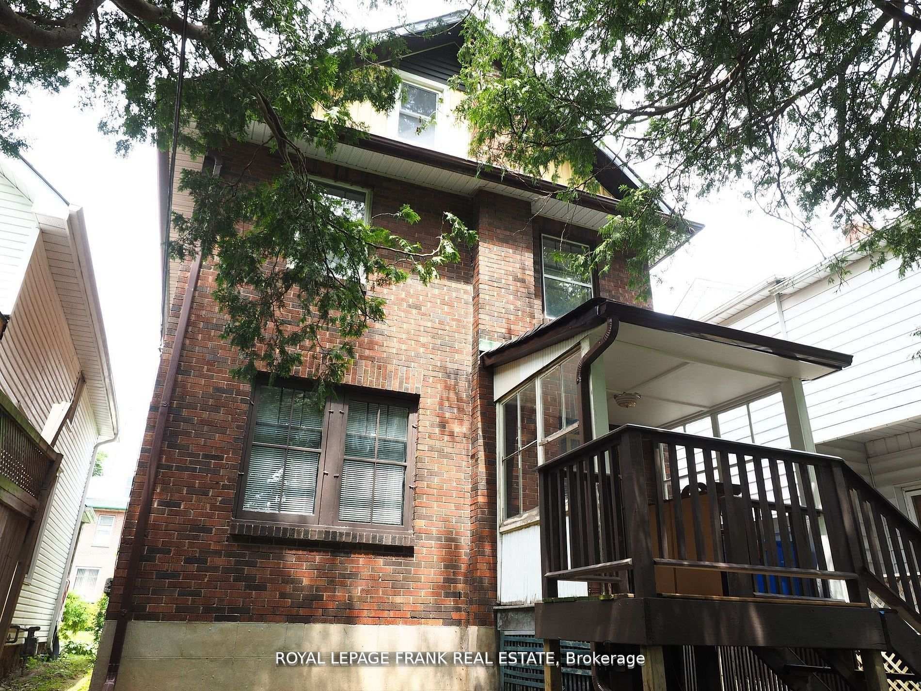 95 Agnes Street photo 36