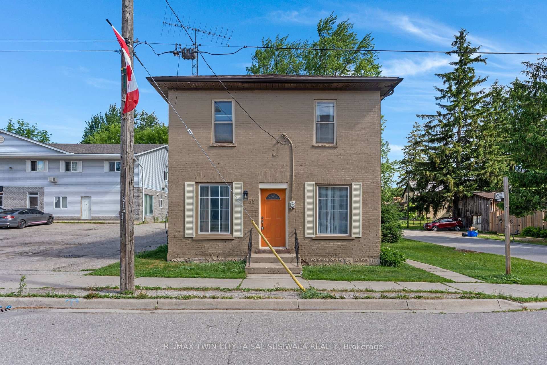 39 Albert Street photo 2
