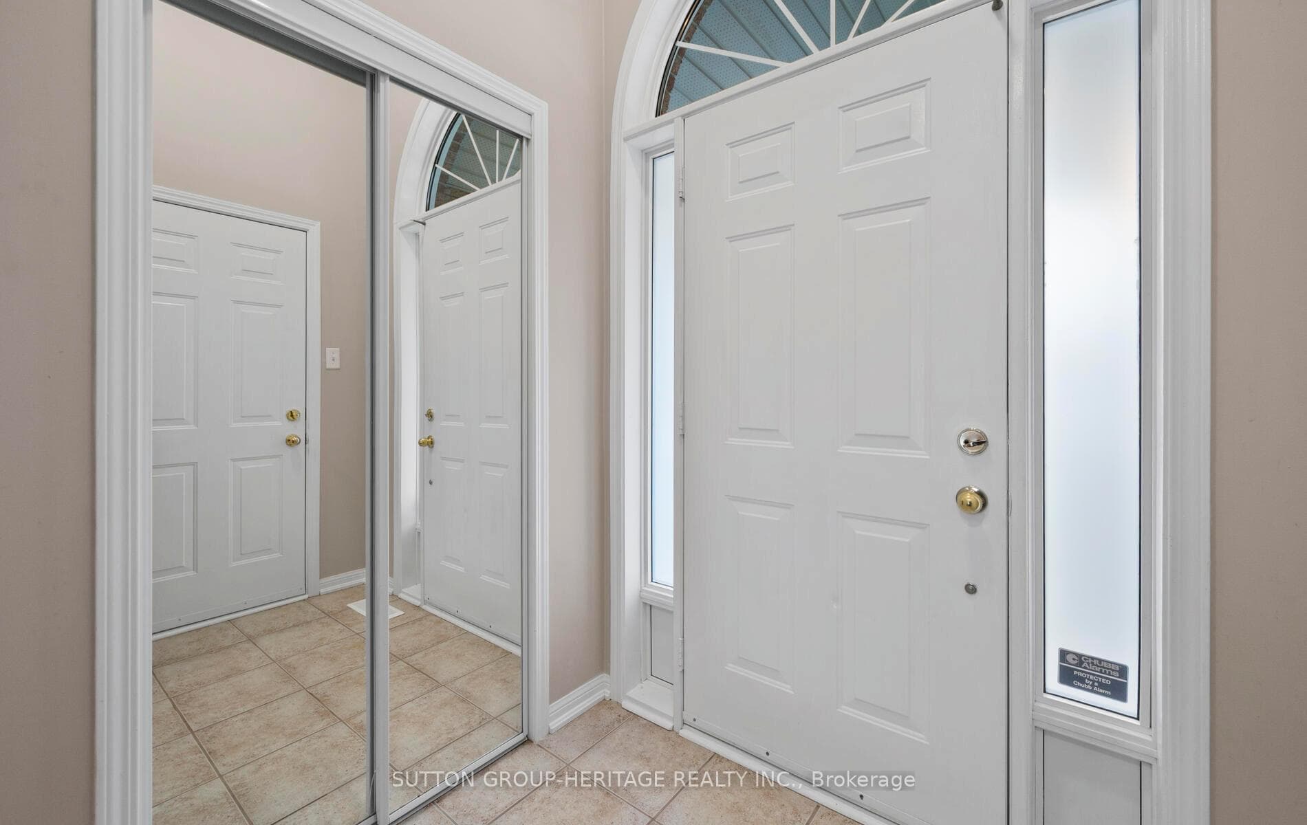 18 Dreamcrest Court photo 4