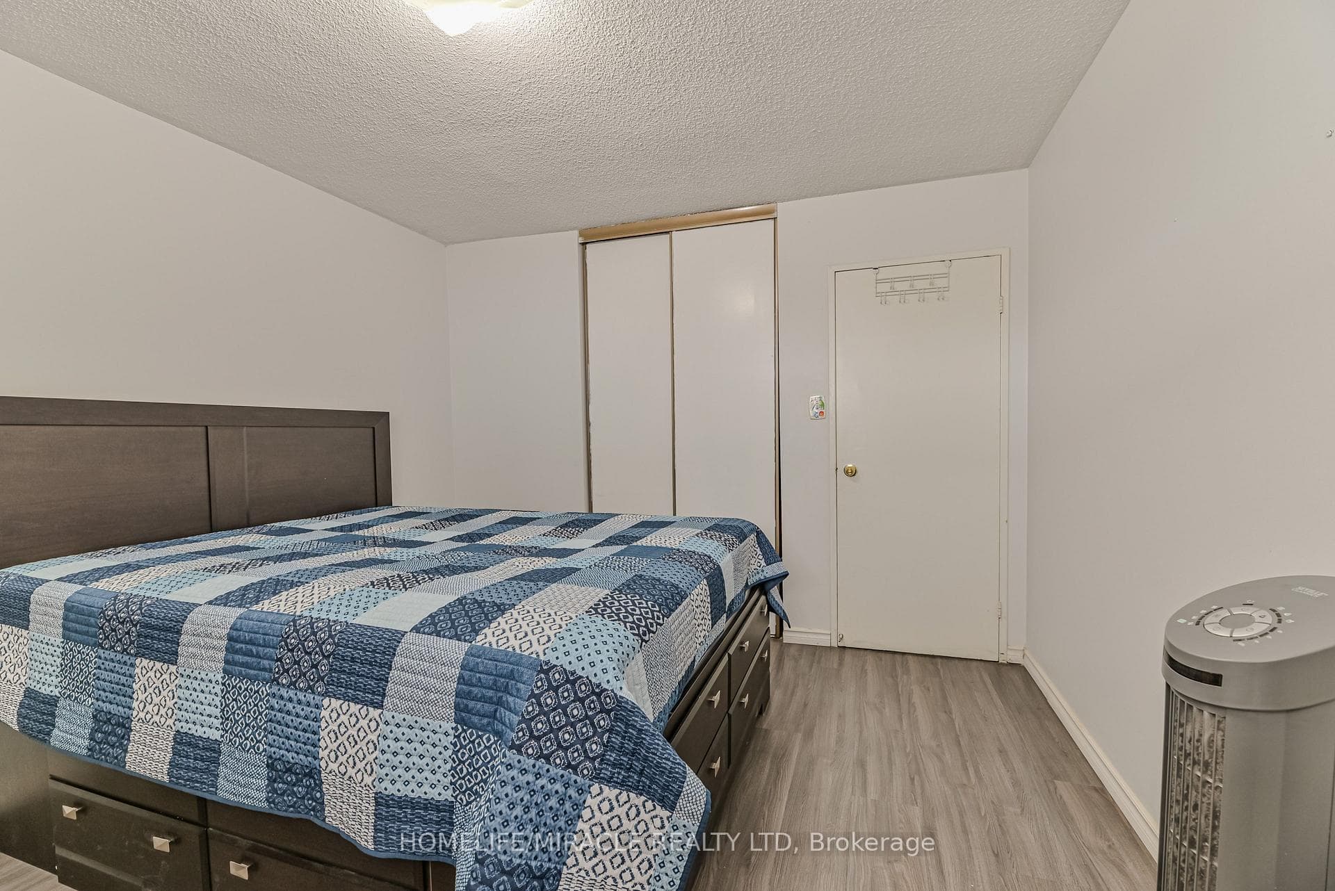 390 Dixon Road Unit 2003 photo 26