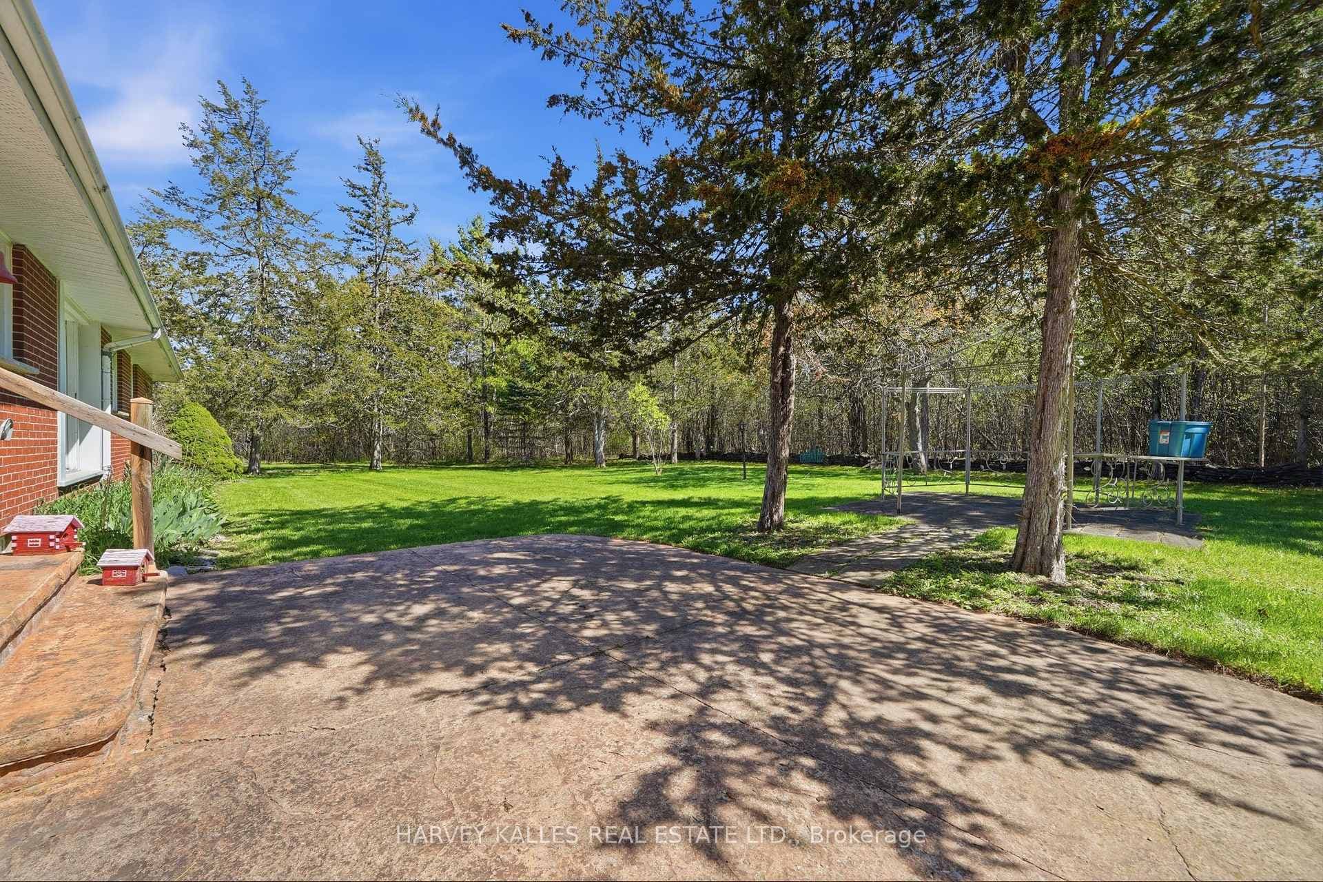 11653 Loyalist Parkway photo 31