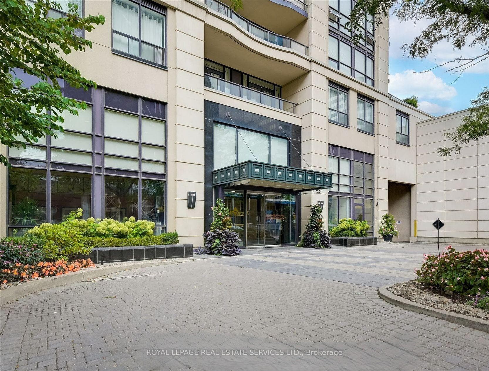 10 Delisle Avenue Unit 308 photo 1