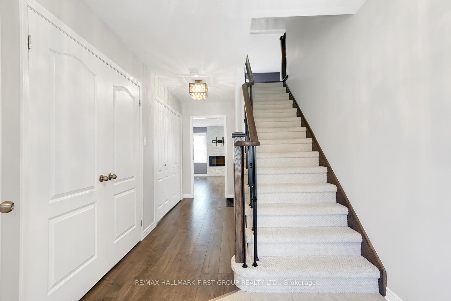 60 Ray Richards Street photo 19