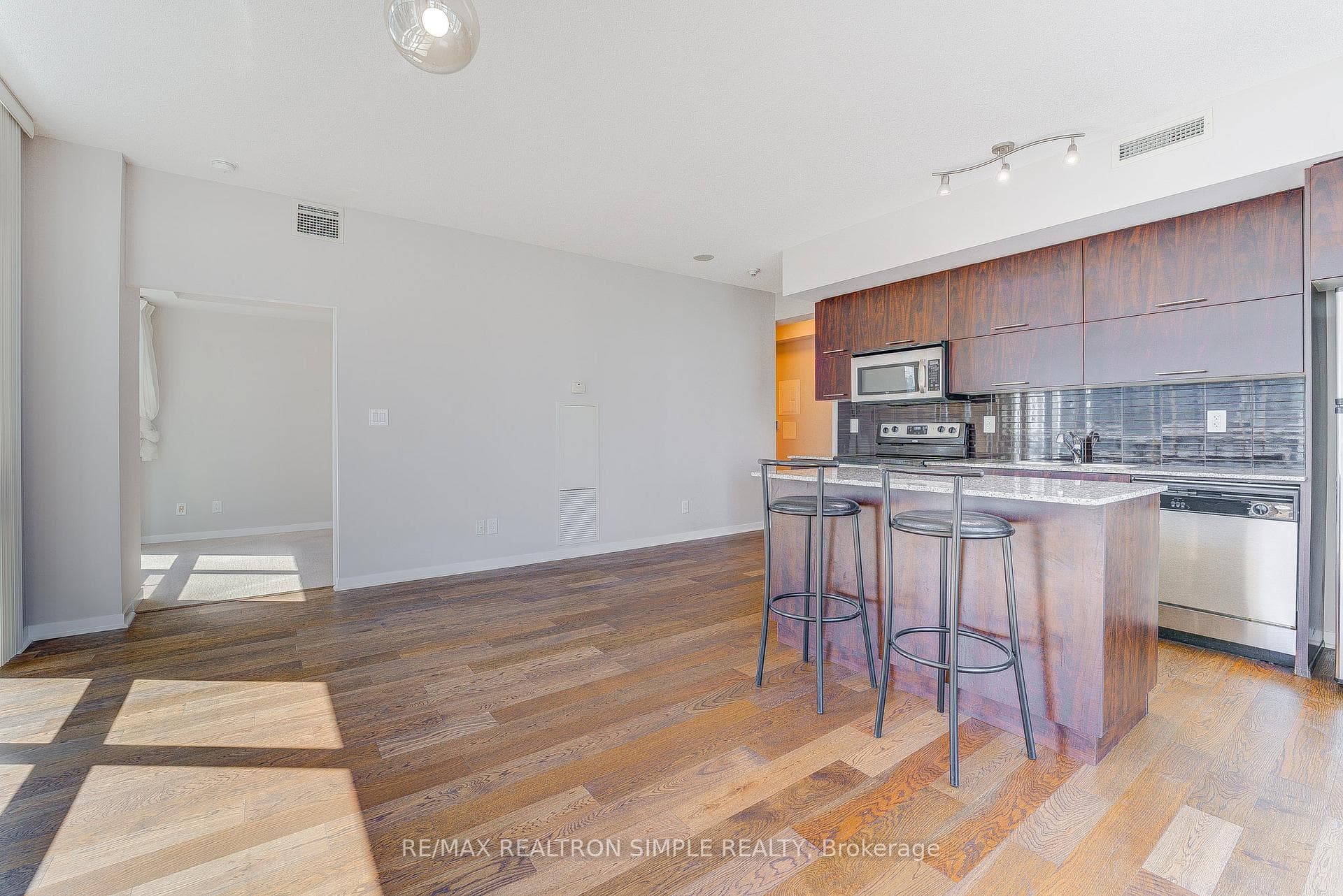55 Bremner Boulevard Unit 2607 photo 6