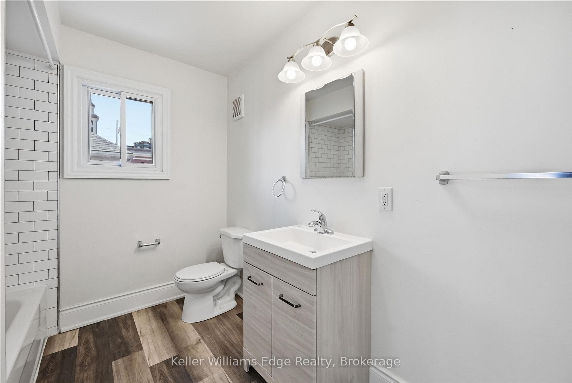 220 Caroline Street Unit 2 photo 9