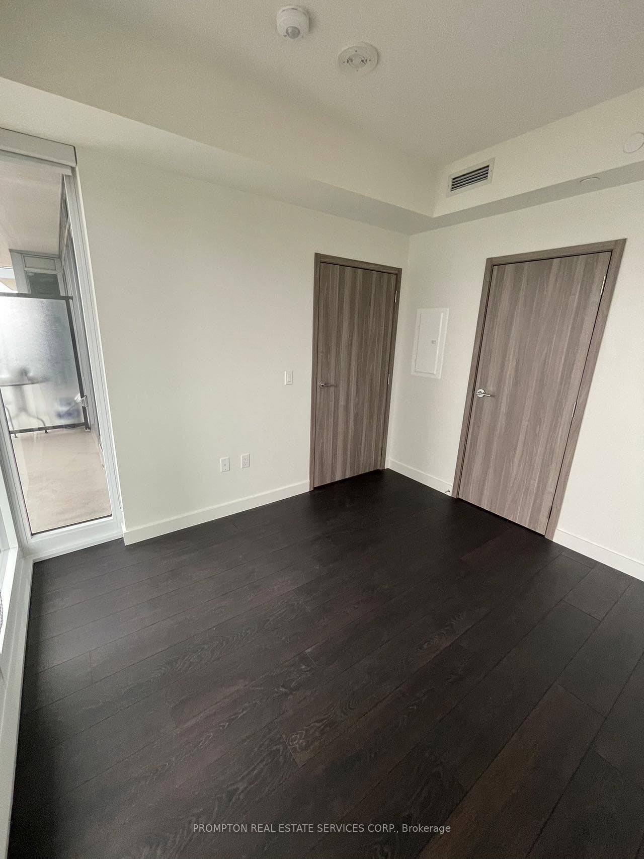 85 McMahon Drive Unit 2015 photo 20