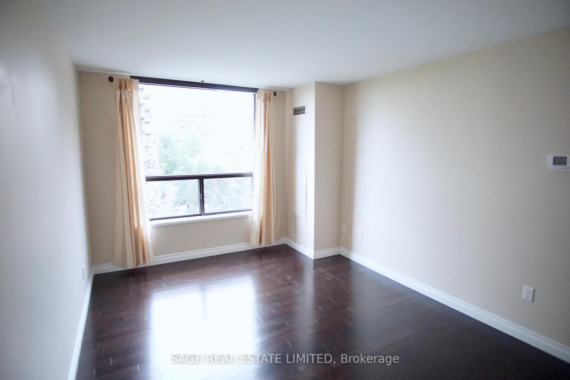47 St Clair Avenue Unit 801 photo 14